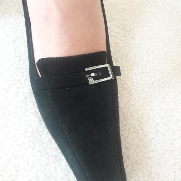 VINTAGE "GUCCI" BLACK SUEDE PUMPS! 37.5 C - Picture 3 of 8